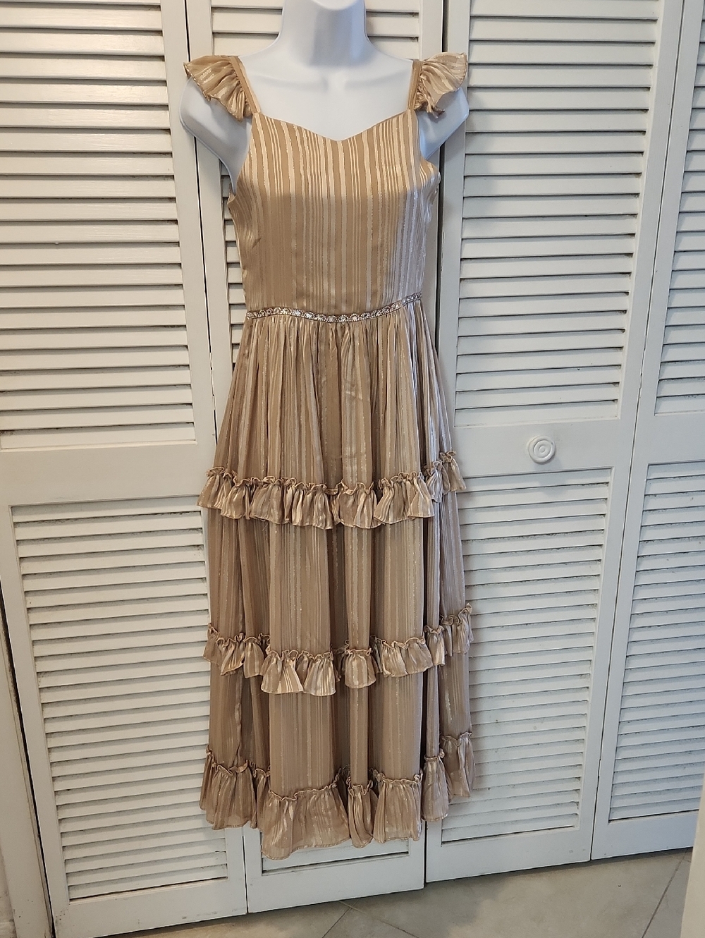 Rare Editions Metallic Champagne Ruffle Tiered Dress